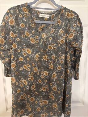 NATURAL LIFE Olive Tunic with Yellow Floral Sunflowers
